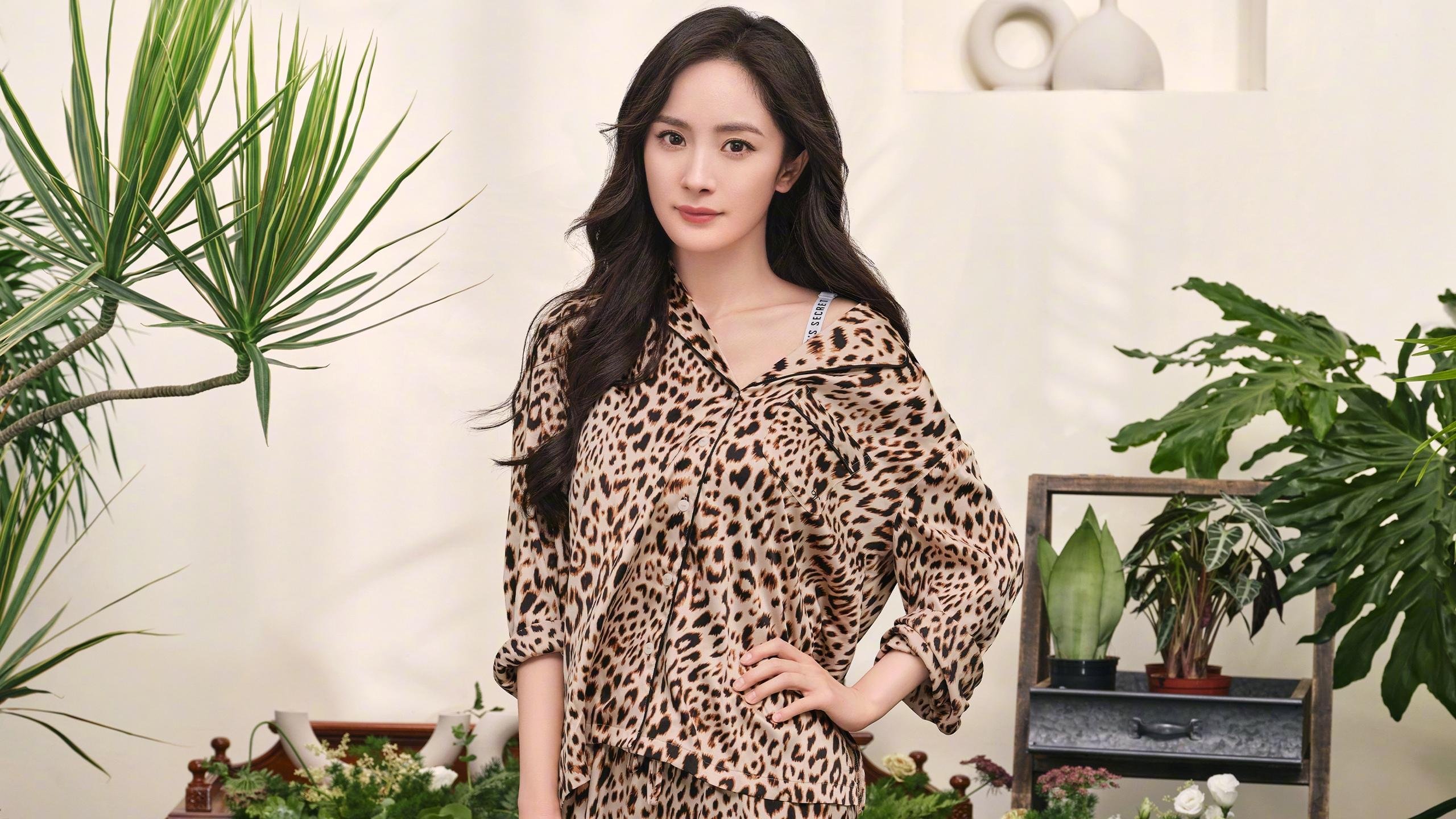 花样滑冰世青赛中国小将获银牌，花样滑冰世青赛男单冠军